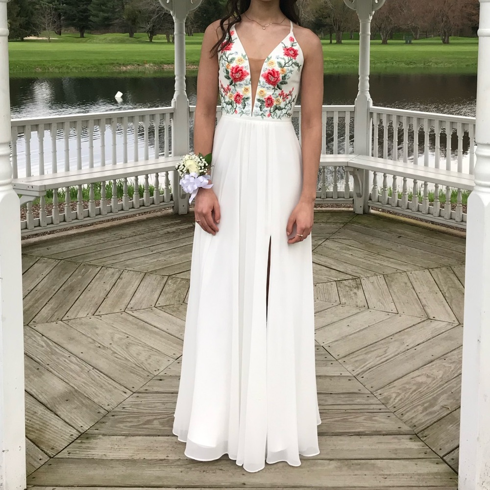 Faviana chiffon v neck dress with floral embroidery